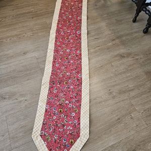 Table runner